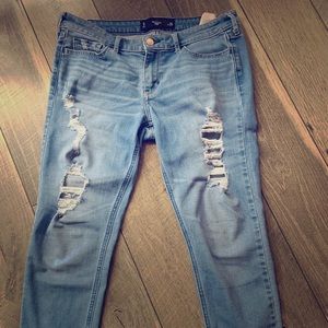 Hollister super skinny crop jeans
